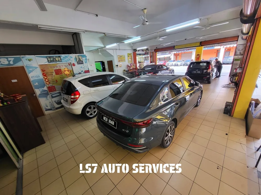 Vehicles inside LS7’s workshop service area